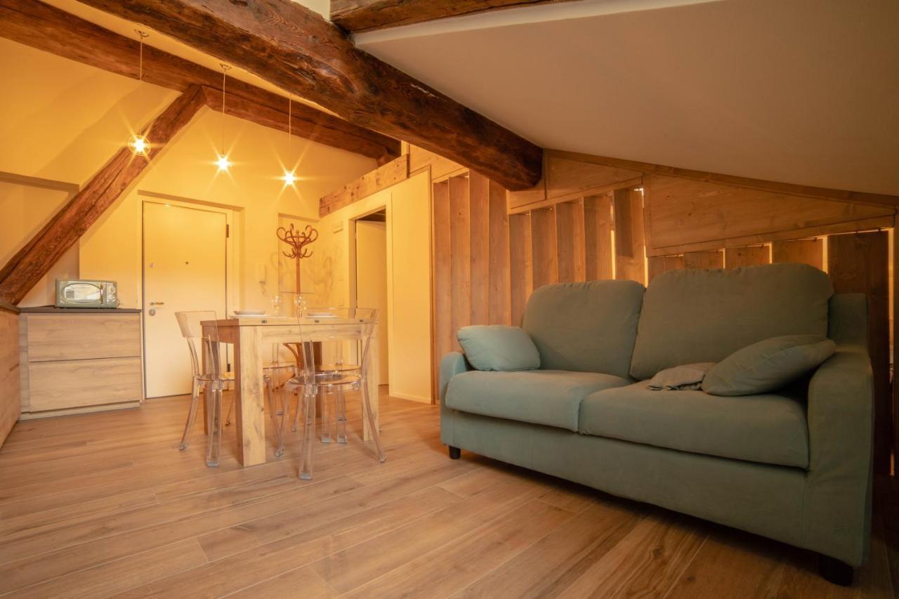 Belabri - Central Charme&Comfort -Mansarde E Appartamento Aoste Extérieur photo